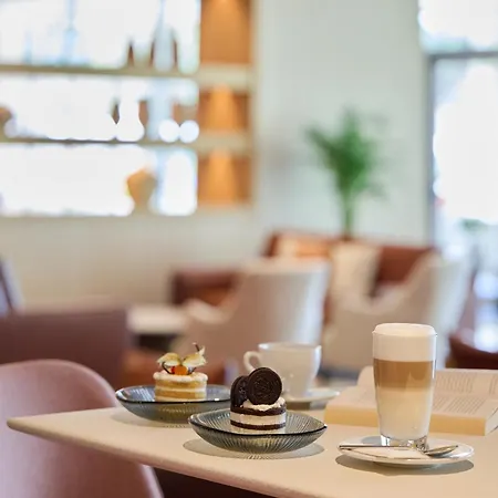 Готель Hipotels Palace&spa (adults Only)